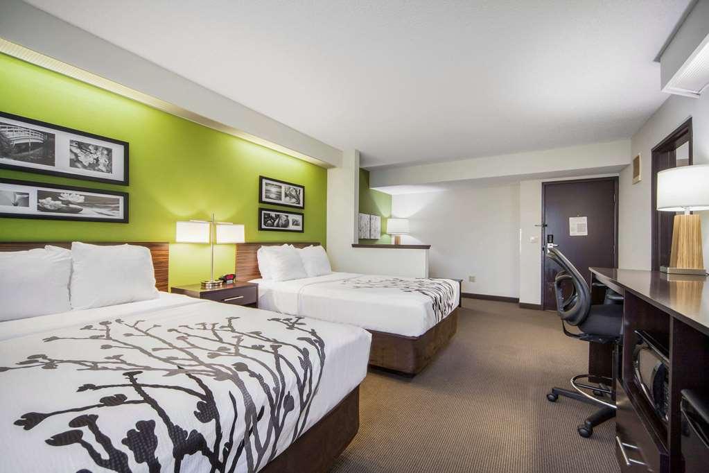 Sleep Inn & Suites Колумбус Номер фото